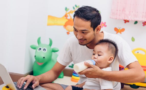 Perjuangan Single Parent di Tengah Pandemi, Ini Strateginya!
