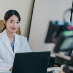 Berniat-Banting-Setir-dari-Kantor-Pelajari-Cara-Yoon-Hye-Jin-di-Hometown-Cha-Cha-Cha-Bangun-Usaha