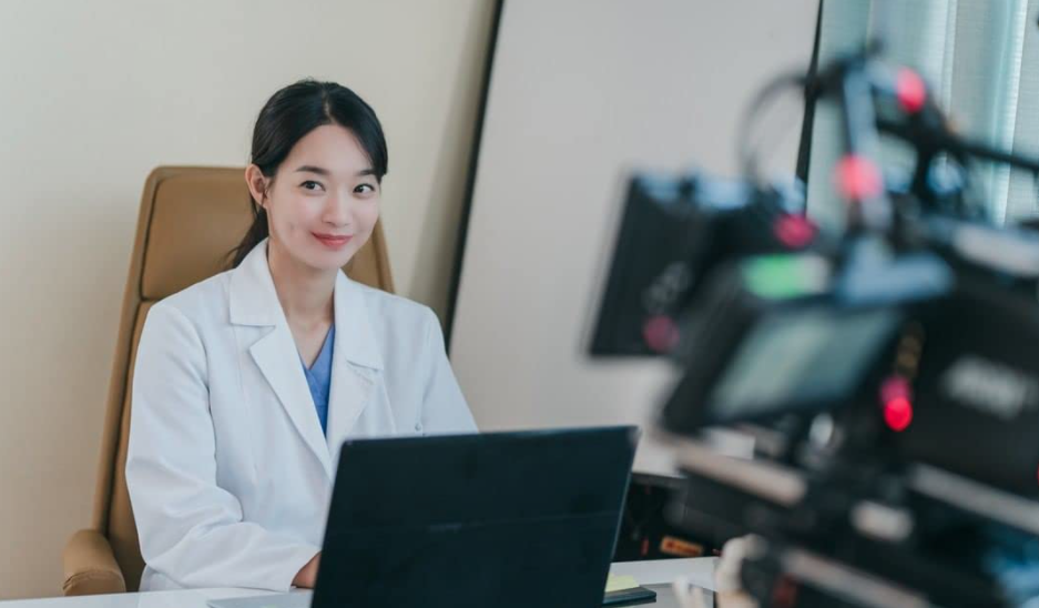 Berniat-Banting-Setir-dari-Kantor-Pelajari-Cara-Yoon-Hye-Jin-di-Hometown-Cha-Cha-Cha-Bangun-Usaha