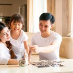 Stop-Rantai-Sandwich-Generation-Mulai-dari-Pola-Asuh-Anak