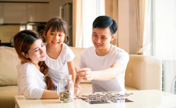 Stop-Rantai-Sandwich-Generation-Mulai-dari-Pola-Asuh-Anak