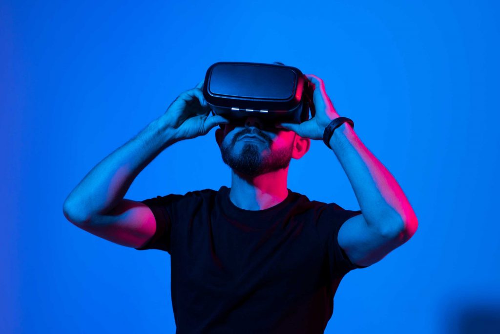 Tren-Baru-Investasi-Properti-2022-Beli-Lahan-Virtual-di-Metaverse