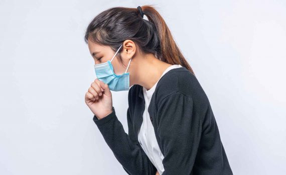 Jangan-Panik-Ketahui-Perbedaan-Gejala-Flu-Biasa-dan-Omicron