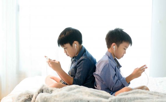 Si-Kecil-Senang-Bermain-Game-Jangan-Resah-Ikuti-Panduan-Ini