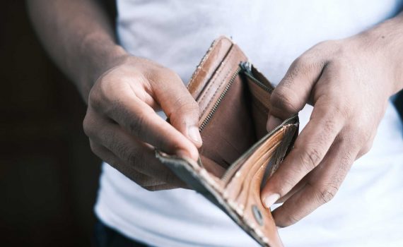 Penghasilan Bertambah Tapi Tetap Merasa Kurang? Bisa Jadi Ini Penyebabnya