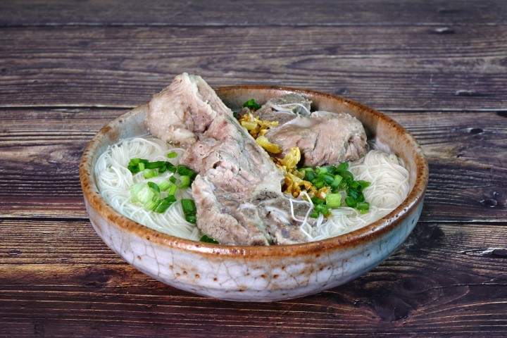 Makanan khas imlek chang shou mian