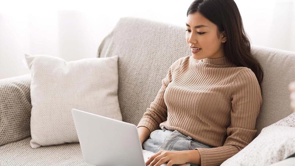 Cara Mendapatkan Pekerjaan Lewat Sosial Media astra life