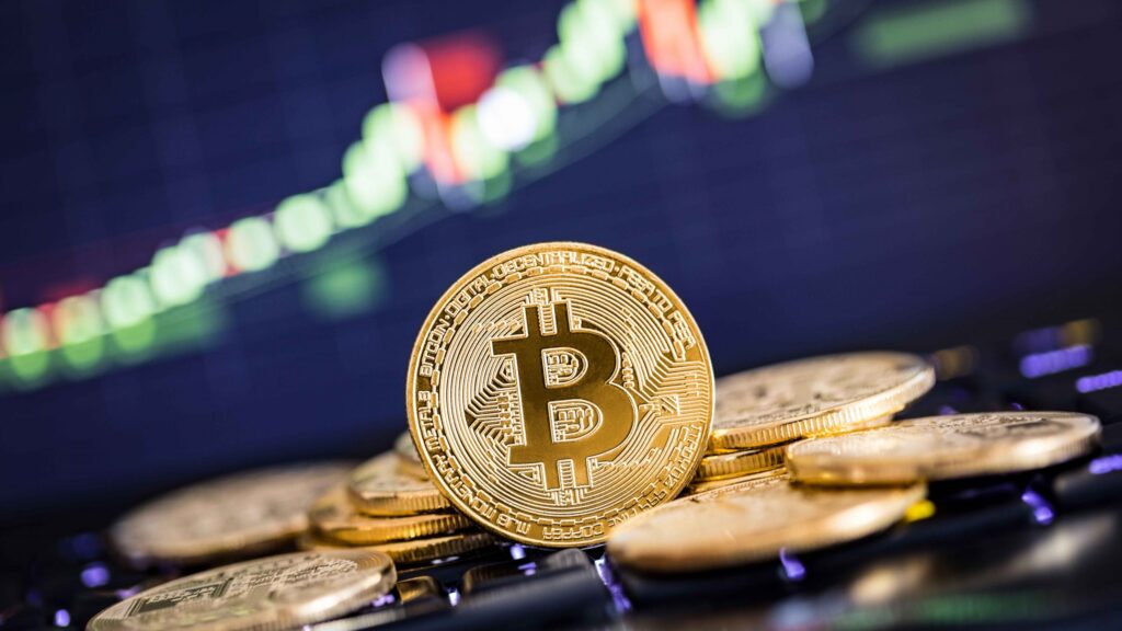 Bitcoin-Melunjak-Kenali-Cryptocurrency-Grafis.