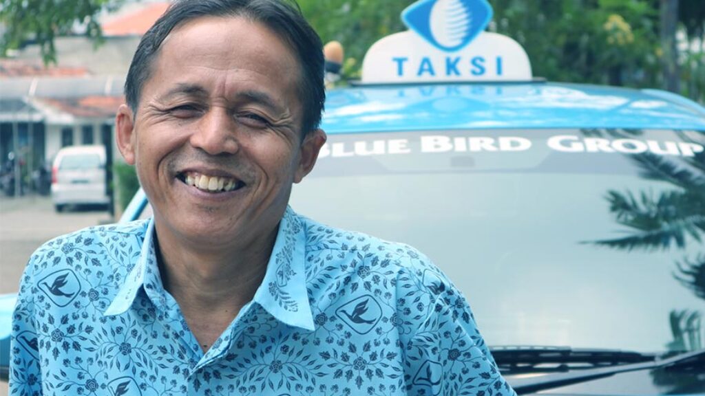 pengemudi bluebird lovelifeheroes astra life