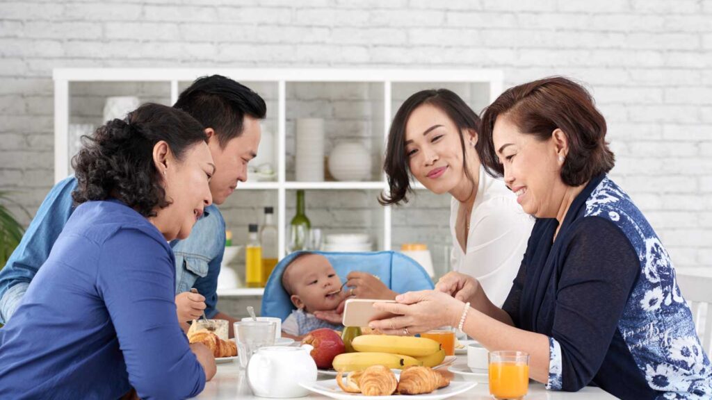 Yuk-Lakukan-9-Hal-Ini-Agar-Anak-Tak-Jadi-Pewaris-Rantai-Sandwich-Generation